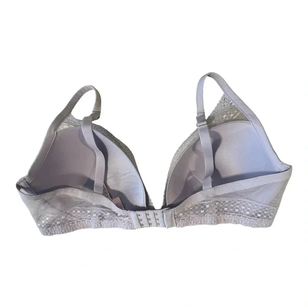 Victoria's Secret‎ Incredible by VS Padded Plunge Bra  Light Lilac 38D NWOT’s - Picture 7 of 10